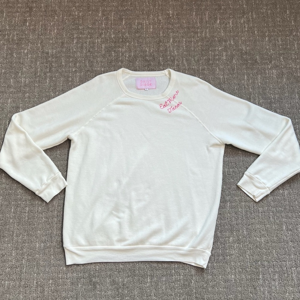 Daily Disco Embroidered Collar “Eat More Tacos” Cream Crewneck Sweatshirt Large